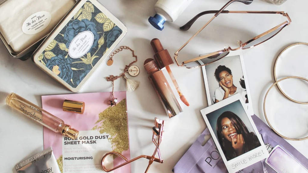 10 Tips for Getting the Perfect Flatlay Photo